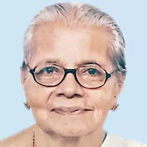 ന​ളി​നി​യ​മ്മ