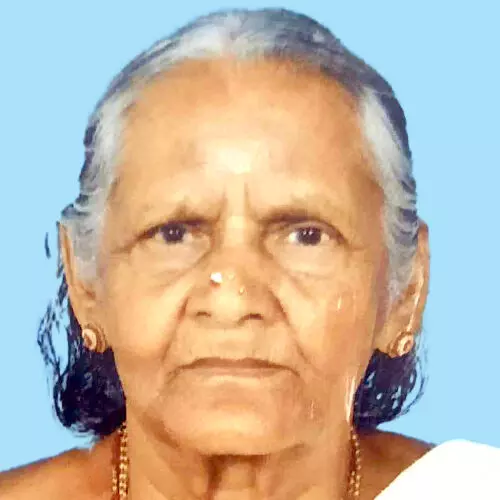 അ​മ്മി​ണി അ​മ്മ