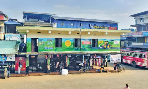 ഉ​ദ്ഘാ​ട​നം ക​ഴി​ഞ്ഞ്​ മൂ​ന്നു വ​ർ​ഷം; കൊ​ണ്ടോ​ട്ടി​യി​ലെ വ​നി​ത വി​ശ്ര​മ കേ​ന്ദ്ര​ത്തി​െ​ൻ​റ പൂ​ട്ട് തു​റ​ക്കാ​നാ​യി​ല്ല