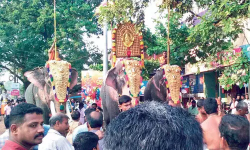 പാലക്കാടൻ ഗ്രാ​മ​ങ്ങ​ൾ ഉ​ത്സ​വ ല​ഹ​രി​യി​ൽ