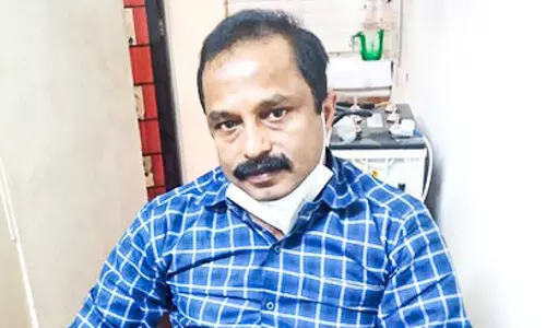 santhosh kumar bribe