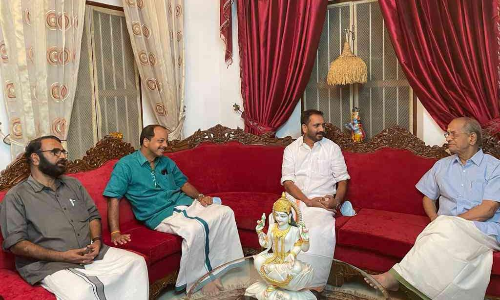 ഇ. ശ്രീധരനെ അനുനയിപ്പിച്ച് കെ. സുരേന്ദ്രൻ - വിഡിയോ