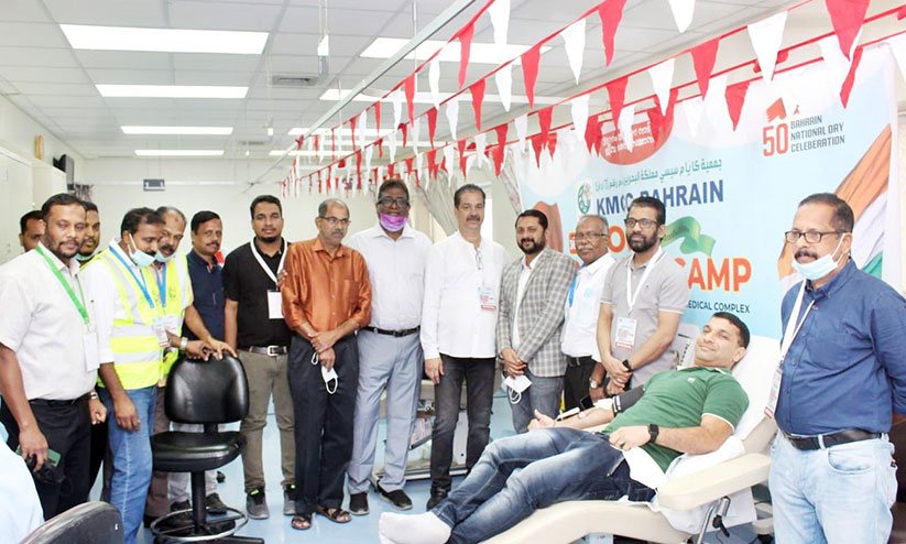 കെ.എം.സി.സി ബഹ്റൈൻ രക്തദാന ക്യാമ്പ് കെ.എം.സി.സി ബഹ്റൈൻ രക്തദാന ക്യാമ്പ്