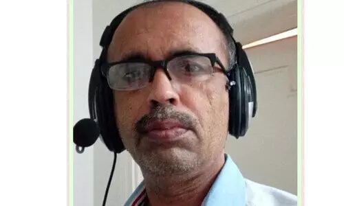 പാ​​ട്ടെ​ഴു​തി പാ​ട്ടി​ലാ​ക്കി ഷാ​ഫി മു​ണ്ട​ക്കൈ