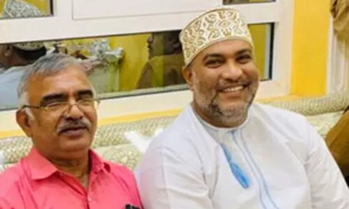 ക​രു​ത​ലി​െൻറ ക​ട്ട​ൻ​കാ​പ്പി​യു​മാ​യി സാ​ലാ​ഹ്