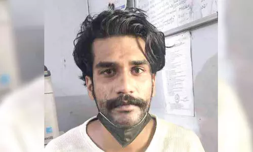 മാ​ര​ക ല​ഹ​രി വ​സ്​​തു​ക്ക​ളു​മാ​യി പേ​ർ​ഷ്യ​ൻ പൂ​ച്ച വി​ൽ​പ​ന​ക്കാ​ര​ൻ പി​ടി​യി​ൽ