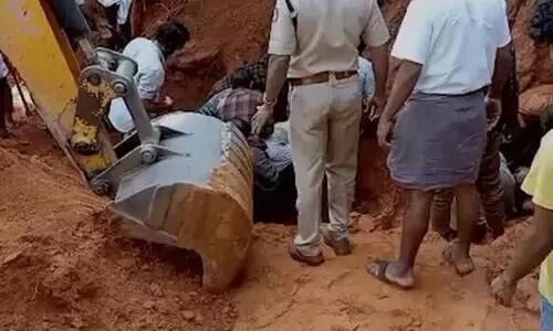 kollam accident