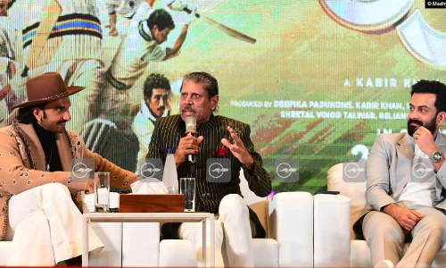 ചരിത്രമായ ആ ലോകകപ്പിന്‍റെ വിജയകഥ പറയാൻ കപിൽ ദേവ്​ കൊച്ചിയിലെത്തി; കേൾക്കാൻ​ പൃഥ്വിയും രൺവീറും