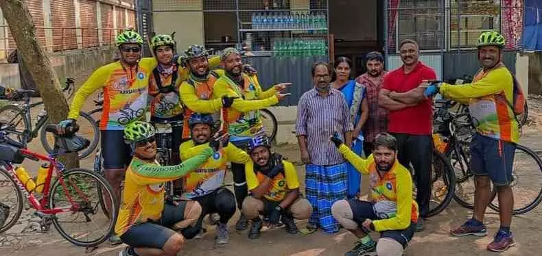 പുണെ സൈക്ലിങ് ക്ലബ് അംഗങ്ങൾക്ക് സ്വീകരണം നൽകി പുണെ സൈക്ലിങ് ക്ലബ് അംഗങ്ങൾക്ക് സ്വീകരണം നൽകി