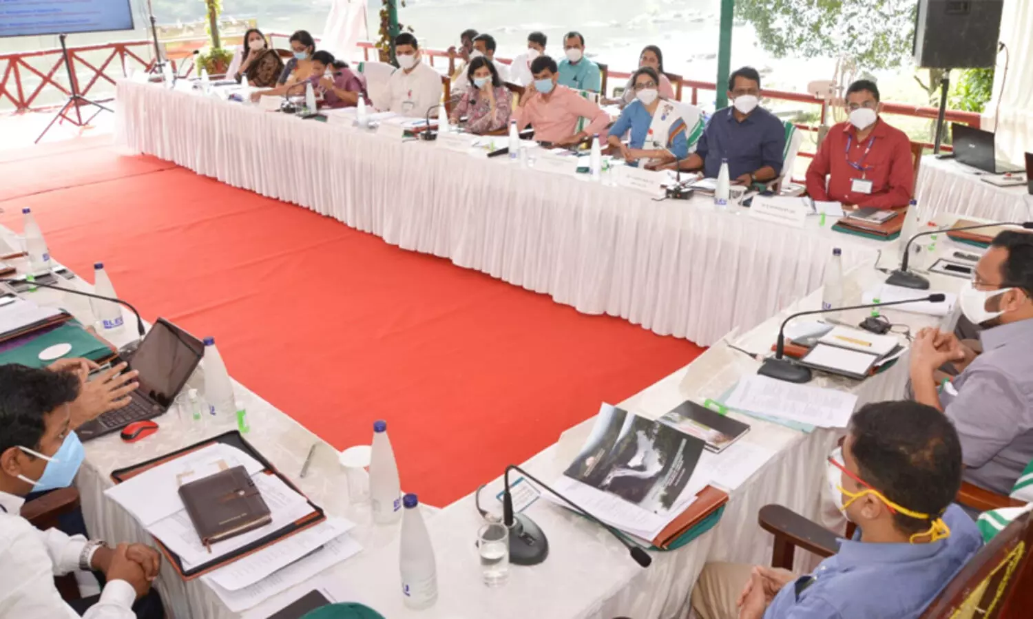 റവന്യൂ രേഖകളുടെ ഡിജിറ്റൈസേഷൻ അടിയന്തരമായി പൂർത്തിയാക്കും