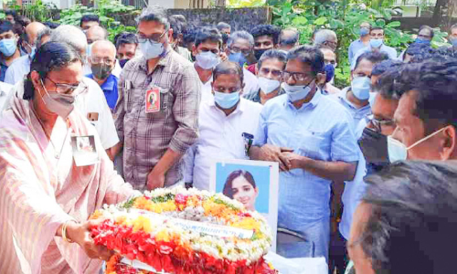 കൃഷ്ണപ്രിയക്ക് കണ്ണീരിൽ കുതിർന്ന യാത്രാമൊഴി