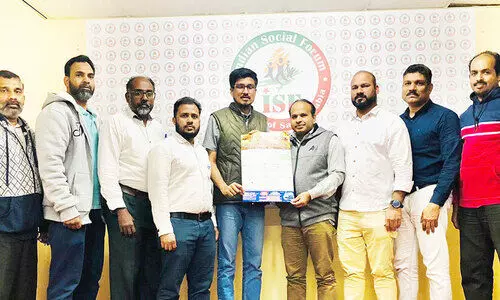 പു​തു​വ​ർ​ഷ ക​ല​ണ്ട​ർ പ്ര​കാ​ശ​നം ചെ​യ്​​തു