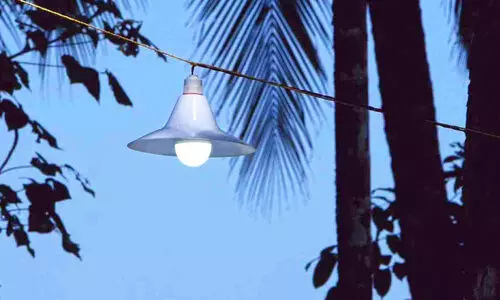 വെളിച്ചം കൊണ്ട്​ കൂട്ടായ്​മയൊരുക്കി തില്ലങ്കേരി മാതൃക