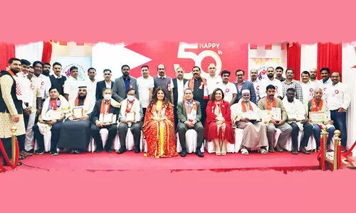 കോ​വി​ഡ് കാ​ല​ത്ത് സേ​വ​നം ചെ​യ്​​ത​വ​രെ ബി.​കെ.​എ​സ്.​എ​ഫ് ആ​ദ​രി​ച്ചു