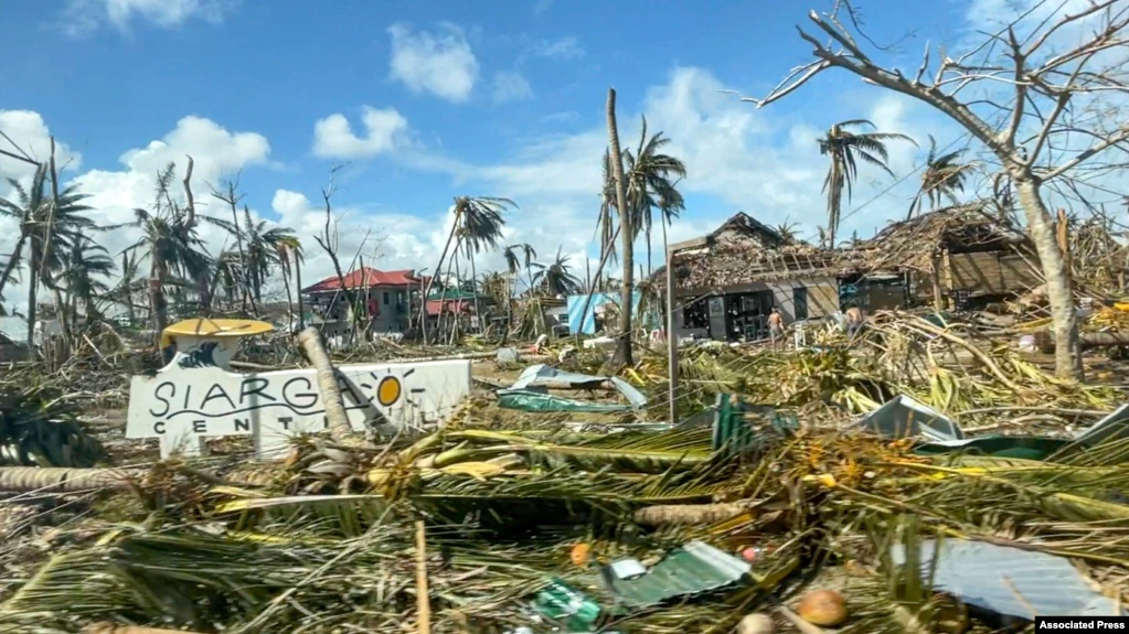 ഫി​ലി​പ്പീ​ൻ​സ്​ ചുഴലിക്കൊടുങ്കാറ്റ്​: മരണം 375 കവിഞ്ഞു