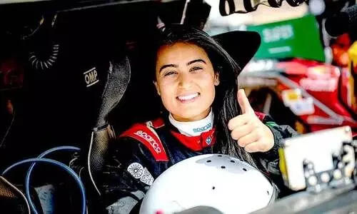 2022 ഡാ​ക​ർ റാ​ലി: ര​ണ്ട്​ സൗ​ദി വ​നി​ത​ക​ൾ​ക്ക്​ ലൈ​സ​ൻ​സ്