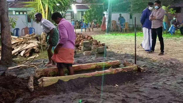 അച്ഛന്‍റെ കുഴിമാടത്തിനരികിൽ രഞ്ജിത്തിന്​ ചിത​യൊരുങ്ങി; മൃതദേഹം ആറാട്ടുപുഴയിൽ സംസ്കരിക്കും