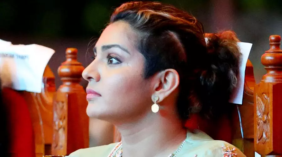 നടി പാർവതിയെ ഫോണിൽ വിളിച്ച് ശല്യം ചെയ്ത കൊല്ലം സ്വദേശി അറസ്റ്റിൽ