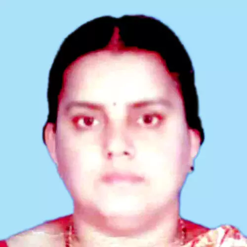 സ്‌​കൂ​ട്ട​ര്‍ യാ​ത്രി​ക ബ​സി​ടി​ച്ച് മ​രി​ച്ചു