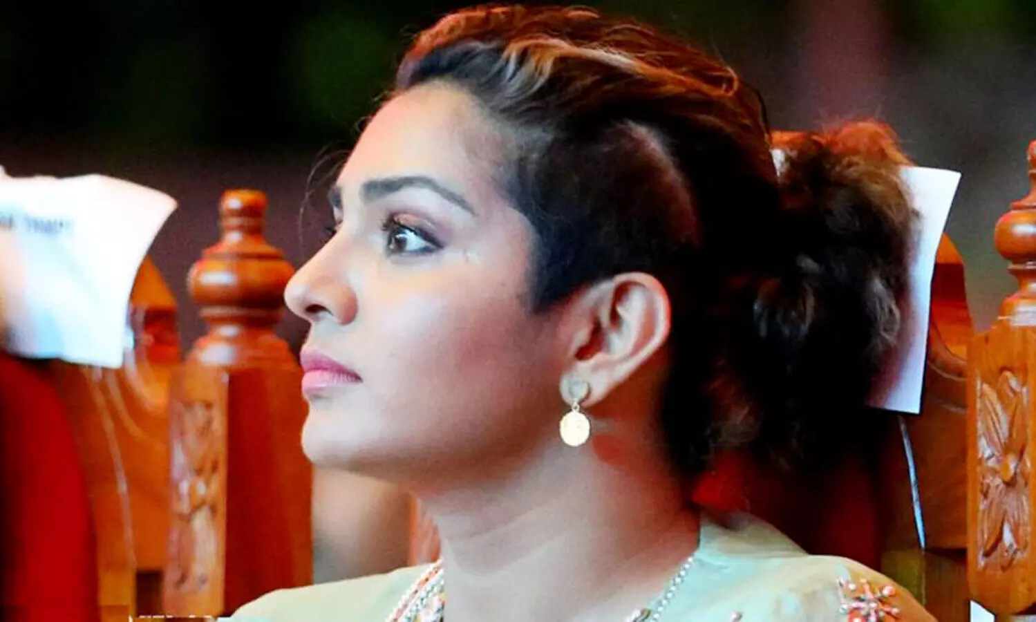 നടി പാർവതിയെ ഫോണിൽ വിളിച്ച് ശല്യം ചെയ്ത കൊല്ലം സ്വദേശി അറസ്റ്റിൽ