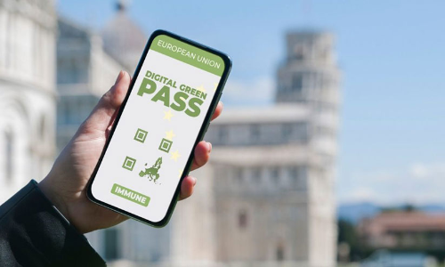 സ​ർ​ക്കാ​ർ സ്ഥാ​പ​ന​ങ്ങ​ളി​ൽ പ്ര​വേ​ശി​ക്കാ​ൻ ഗ്രീ​ൻ​പാ​സ്​ നി​ർ​ബ​ന്ധം