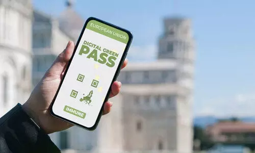 സ​ർ​ക്കാ​ർ സ്ഥാ​പ​ന​ങ്ങ​ളി​ൽ പ്ര​വേ​ശി​ക്കാ​ൻ ഗ്രീ​ൻ​പാ​സ്​ നി​ർ​ബ​ന്ധം