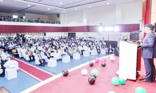 യു.​എ.​ഇ ലോ​ക​ത്തി​ന് മാ​തൃ​ക -മു​ന​വ്വ​റ​ലി ശി​ഹാ​ബ് ത​ങ്ങ​ള്‍