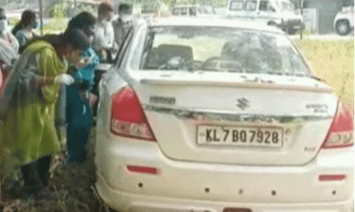 ഷാൻ കൊലക്കേസ് പ്രതികൾ ഉപേക്ഷിച്ച കാർ കണ്ടെത്തി