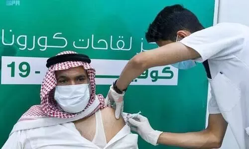 കോ​വി​ഡ്​ വാ​ക്​​സി​നേ​ഷ​ൻ; ഇ​നി എ​ല്ലാ​വ​ർ​ക്കും ബൂ​സ്​​റ്റ​ർ ഡോ​സ്​