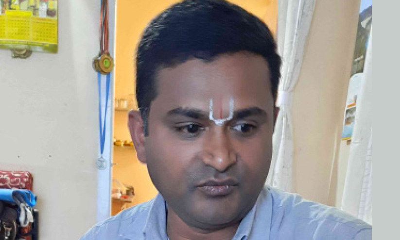 സിമൻറ് കമ്പനിയിൽ ഓഹരി വാഗ്ദാനം ചെയ്ത് ലക്ഷങ്ങൾ തട്ടിയയാൾ അറസ്റ്റിൽ സിമൻറ് കമ്പനിയിൽ ഓഹരി വാഗ്ദാനം ചെയ്ത് ലക്ഷങ്ങൾ തട്ടിയയാൾ അറസ്റ്റിൽ