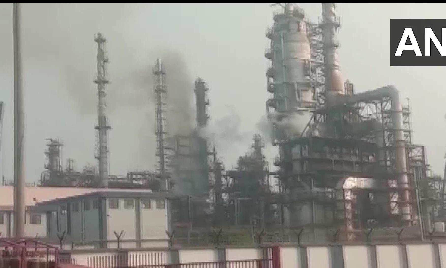 ഐ.ഒ.സി റിഫൈനറിയിൽ തീപിടിത്തം; മൂന്ന് മരണം ഐ.ഒ.സി റിഫൈനറിയിൽ തീപിടിത്തം; മൂന്ന് മരണം