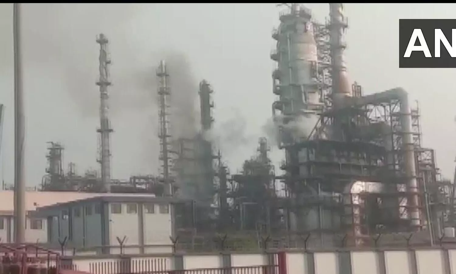 ഐ.ഒ.സി റിഫൈനറിയിൽ തീപിടിത്തം; മൂന്ന്​ മരണം