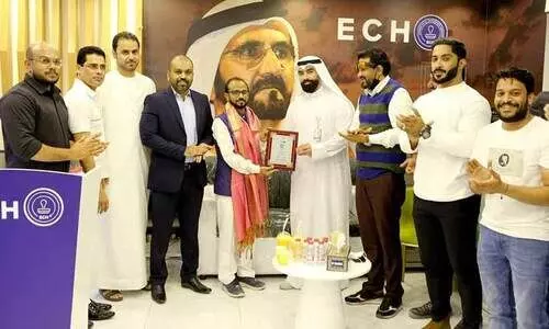 ന​​സീം ഹം​​സ അ​​ഹ​​മ്മ​​ദി​​നും ഡോ. ​റ​​ഹ്​​മ​​ത്തു​​ല്ല നൗ​​ഫ​​ലി​​നും യു.​​എ.​​ഇ അ​​റ​​ബി​​ക് എ​​ക്‌​​സ​​ല​​ൻ​​സ് അ​​വാ​​ർ​​ഡ്