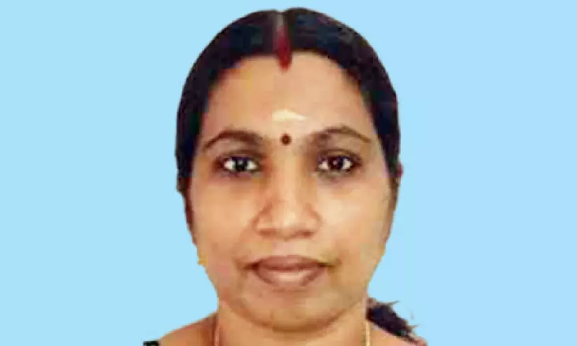 സ്വാ​ശ്ര​യ ക​ര്‍ഷ​ക സ​മി​തി സെ​ക്ര​ട്ട​റി ഓ​ഫി​സി​ല്‍ തൂ​ങ്ങി​മ​രി​ച്ച നി​ല​യി​ല്‍