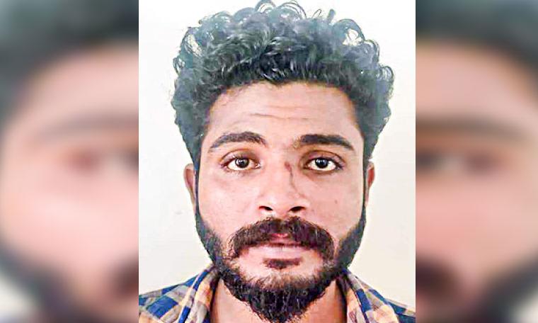 vijay Youth arrested with 1.5 kg of cannabis vijay Youth arrested with 1.5 kg of cannabis