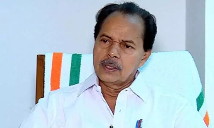 റീത്ത് വെക്കരുത്, വയലാറിന്റെ പാട്ട് കേൾപ്പിക്കണം, അമ്മയോടൊപ്പം ഉറങ്ങണം -പി.ടി തോമസിന്റെ അന്ത്യാഭിലാഷങ്ങൾ റീത്ത് വെക്കരുത്, വയലാറിന്റെ പാട്ട് കേൾപ്പിക്കണം, അമ്മയോടൊപ്പം ഉറങ്ങണം -പി.ടി തോമസിന്റെ അന്ത്യാഭിലാഷങ്ങൾ