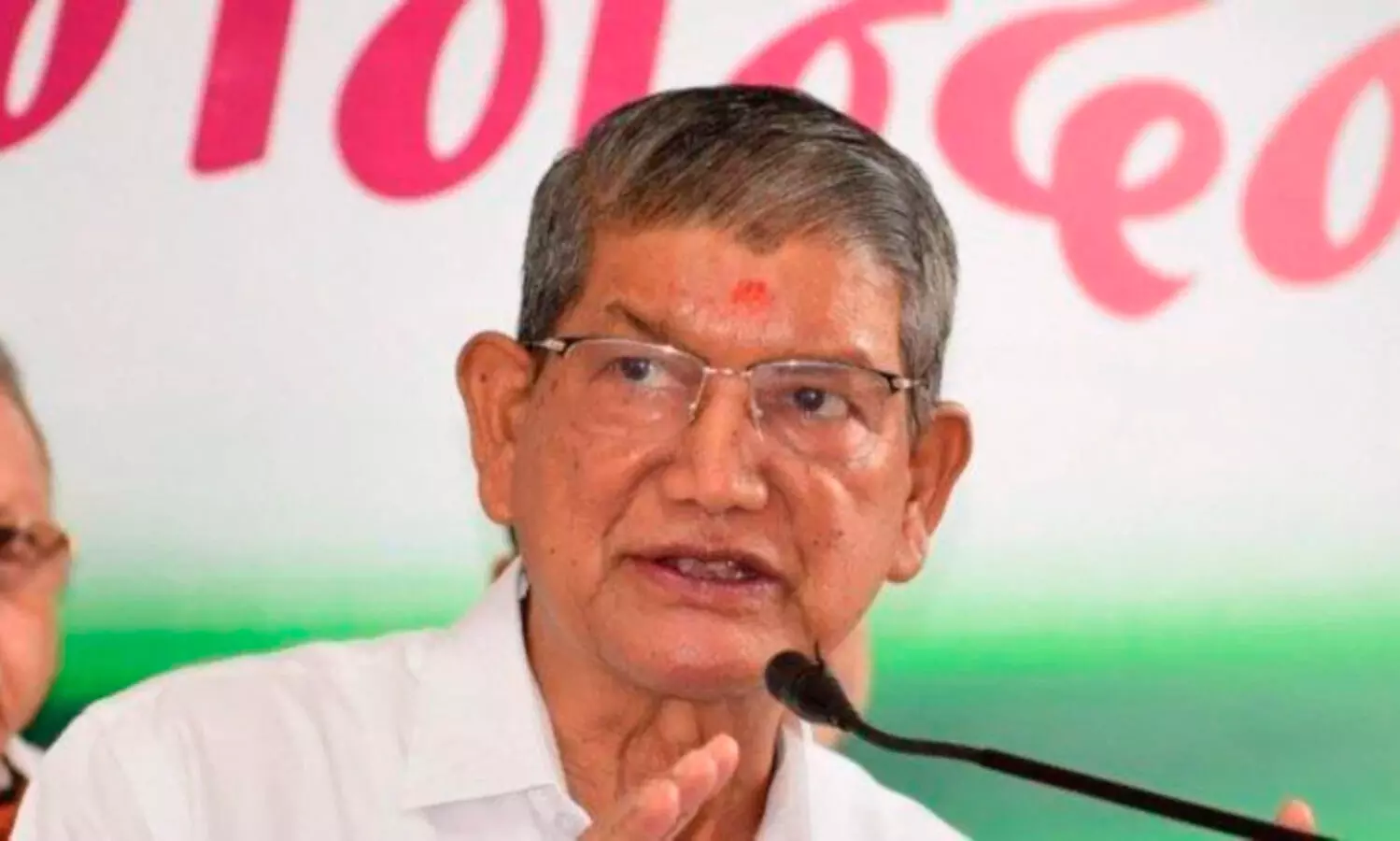 പാർട്ടി സഹകരിക്കുന്നില്ല; എല്ലാം മതിയാക്കാൻ തോന്നുന്നു –ഹരീഷ്​ റാവത്ത്