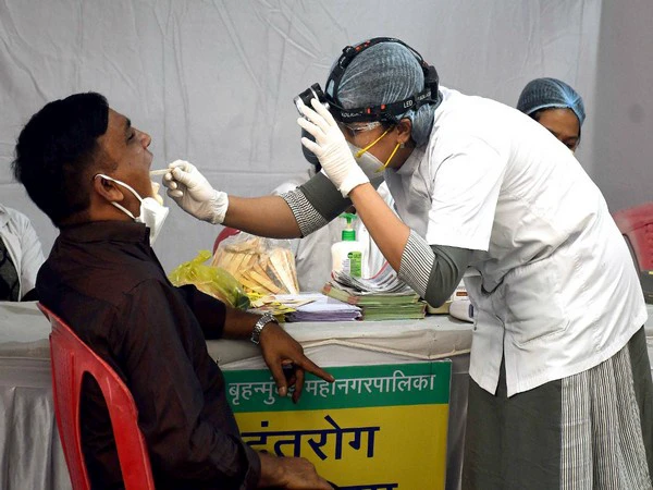 ഒമിക്രോണിന്​ ഡെൽറ്റയേക്കാളും തീവ്രത കുറവായിരിക്കുമെന്ന്​ പഠനം