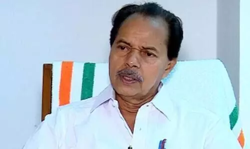 റീത്ത് വെക്കരുത്, വയലാറിന്റെ പാട്ട് കേൾപ്പിക്കണം, അമ്മയോടൊപ്പം ഉറങ്ങണം -പി.ടി തോമസിന്റെ അന്ത്യാഭിലാഷങ്ങൾ റീത്ത് വെക്കരുത്, വയലാറിന്റെ പാട്ട് കേൾപ്പിക്കണം, അമ്മയോടൊപ്പം ഉറങ്ങണം -പി.ടി തോമസിന്റെ അന്ത്യാഭിലാഷങ്ങൾ