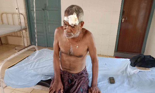 സ്വത്ത് എഴുതികൊടുക്കാത്തതിന് മകൻ പിതാവിനെ ക്രൂരമായി മർദിച്ചു