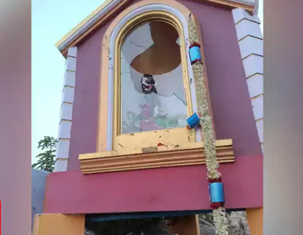 കർണാടകയിൽ വീണ്ടും ക്രിസ്ത്യൻ പള്ളിക്കുനേരെ ആക്രമണം