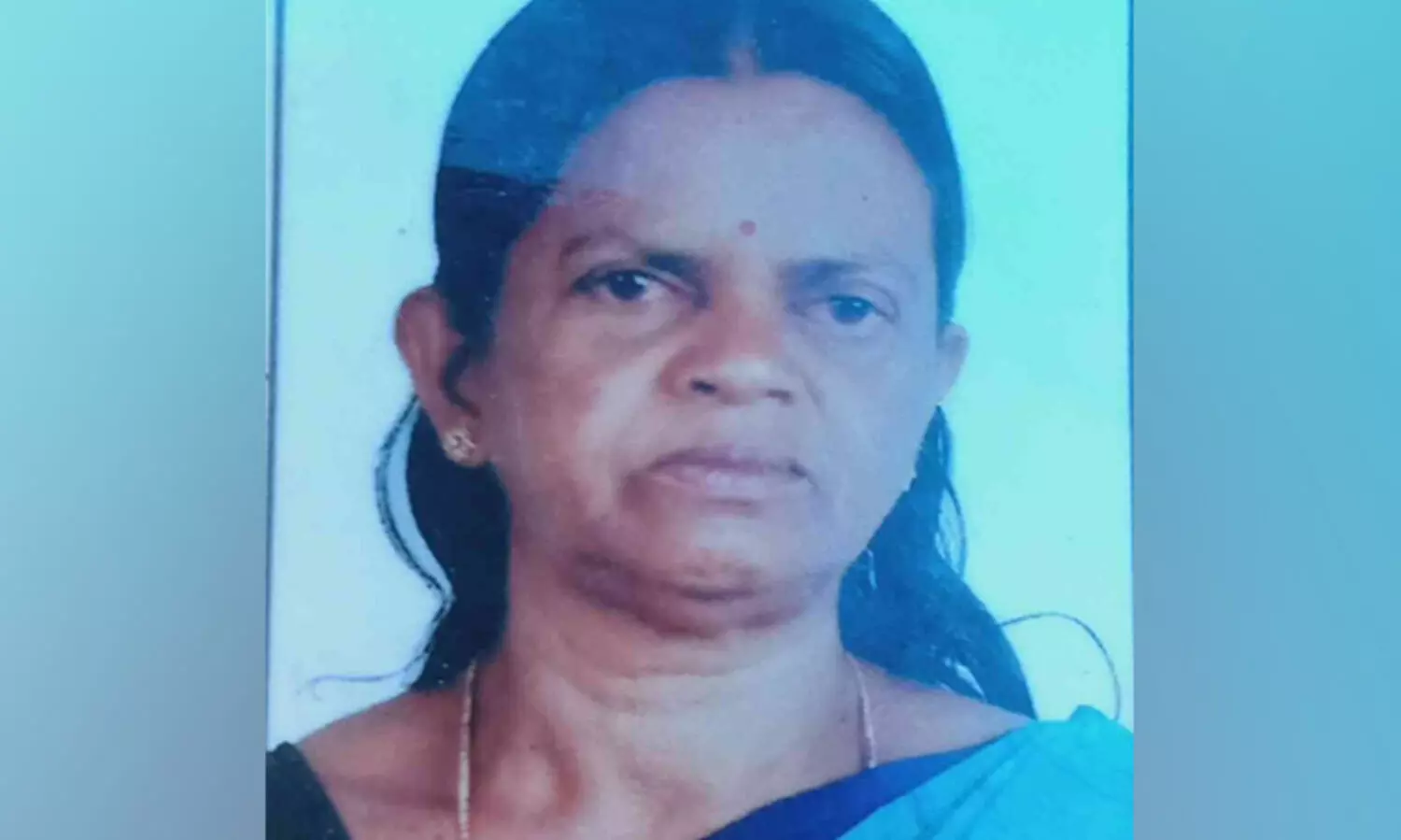 വീട്ടിൽ തനിച്ചു താമസിച്ചിരുന്ന വീട്ടമ്മ അടുക്കളയിൽ തീ പൊള്ളലേറ്റ് മരിച്ചു.