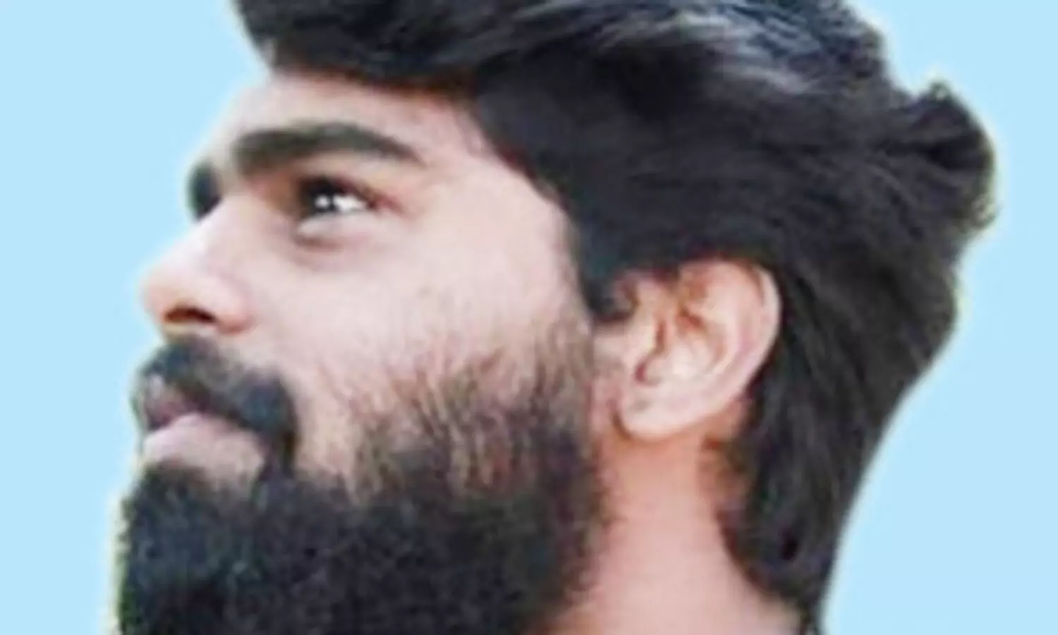 ബ​സും ബൈ​ക്കും കൂ​ട്ടി​യി​ടി​ച്ച്​ യു​വാ​വ്​ മ​രി​ച്ചു