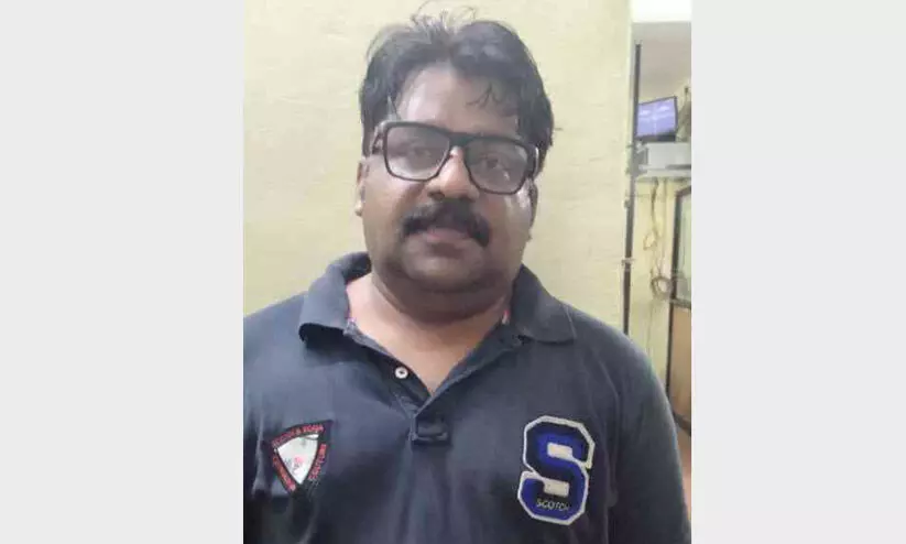 100 കോടിയോളം വിലവരുന്ന ഭൂമി തട്ടിയെടുത്ത കേസിൽ മുഖ്യപ്രതിയെ റിമാൻഡ് ചെയ്തു 100 കോടിയോളം വിലവരുന്ന ഭൂമി തട്ടിയെടുത്ത കേസിൽ മുഖ്യപ്രതിയെ റിമാൻഡ് ചെയ്തു