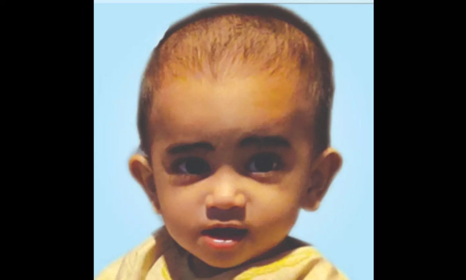 കോ​ണി​പ്പ​ടി​യി​ൽ​നി​ന്ന് വീ​ണ്   പി​ഞ്ചു​കു​ഞ്ഞ് മ​രി​ച്ചു