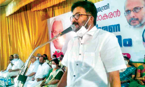 കോൺഗ്രസ്​ വിമതരുടെ സംഗമവേദിയായി പെ​രി​ങ്ങോ​ട്ടു​കു​റു​ശ്ശിയിലെ അനുസ്​മരണച്ചടങ്ങ്​