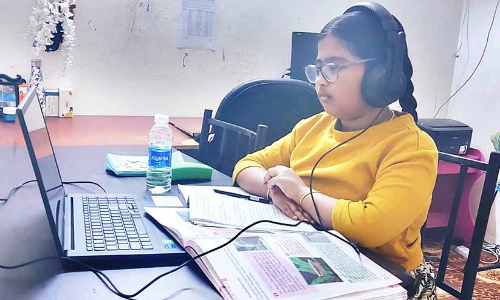 കുട്ടികളുടെ ഇൻറർനെറ്റ്​ ഉപയോഗം; രക്ഷിതാക്കൾ ആശങ്കാകുലർ