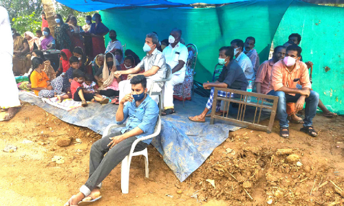 ഞങ്ങളിപ്പോഴും പെരുവഴിയിലാണ്; പ്രളയത്തില്‍ ദുരിതത്തിലായ കുടുംബങ്ങള്‍ക്ക് ഇക്കുറി നക്ഷത്രത്തിളക്കമില്ലാത്ത ക്രിസ്മസ്