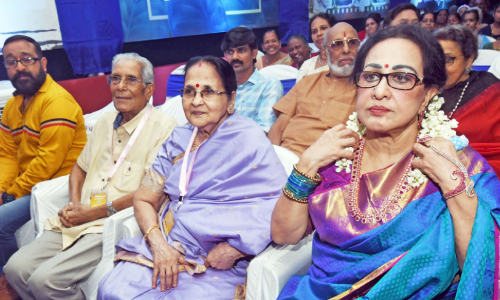 നാൽപതു വർഷങ്ങൾക്കുശേഷം സാർ കടം വീട്ടി