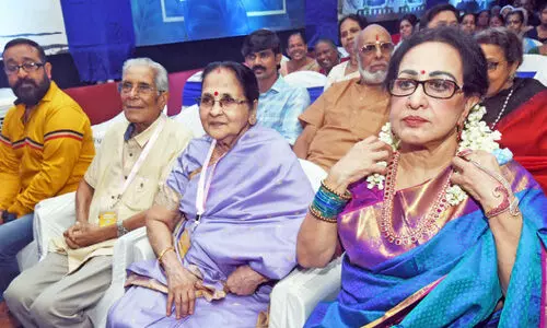 നാൽപതു വർഷങ്ങൾക്കുശേഷം സാർ കടം വീട്ടി